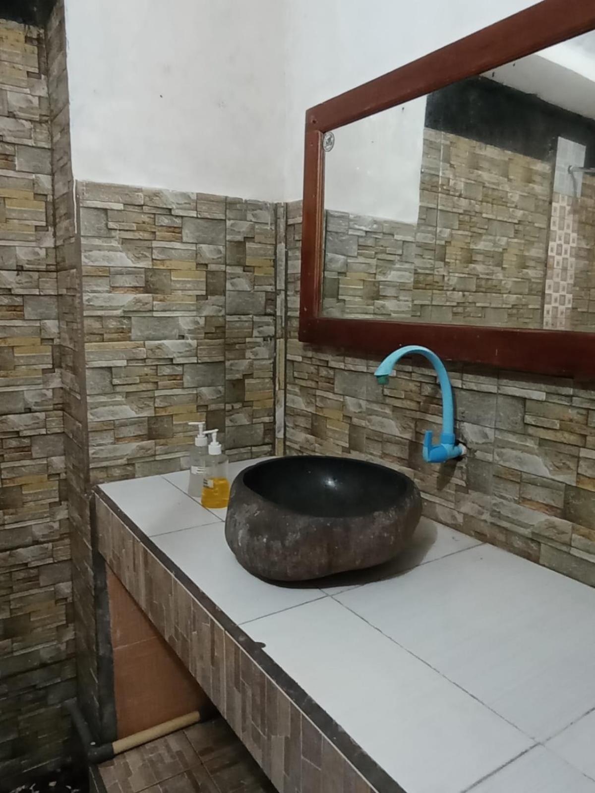 Wahyu Gili 1 Hotell Gili Trawangan Exteriör bild